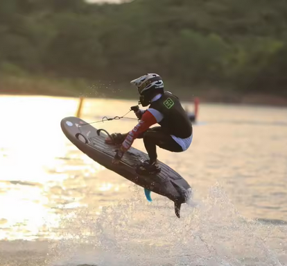 Fly Board Esurfing Hydroflyer